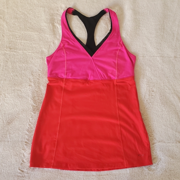 VS Sportswear tank - Picture 1 of 4